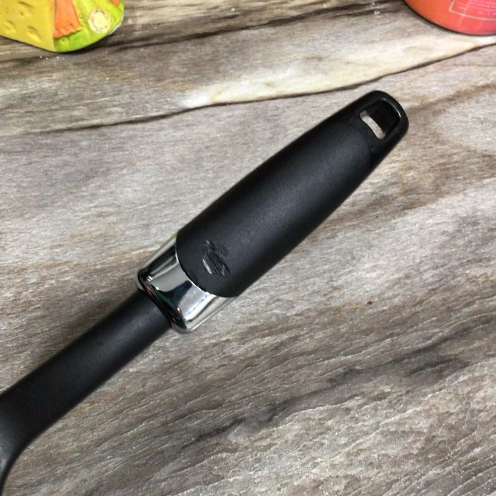 Farberware Professional Heat Resistant Short Spatula Black Plastic Turner